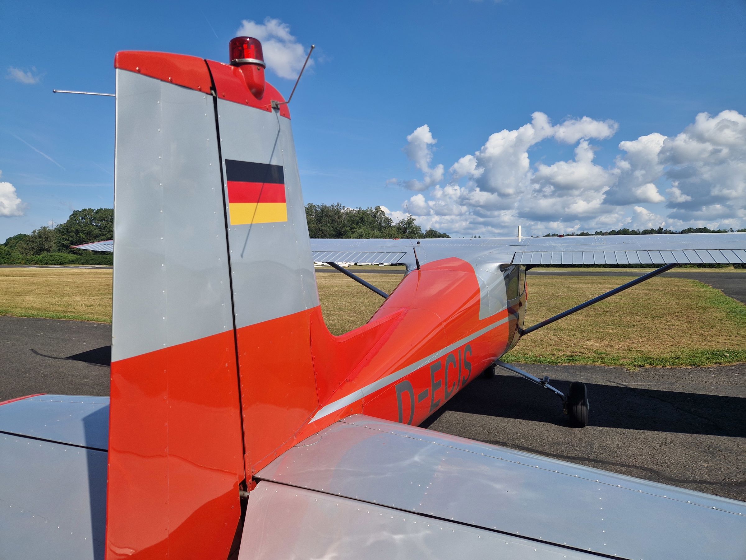 1962 Cessna 150B - Exterior