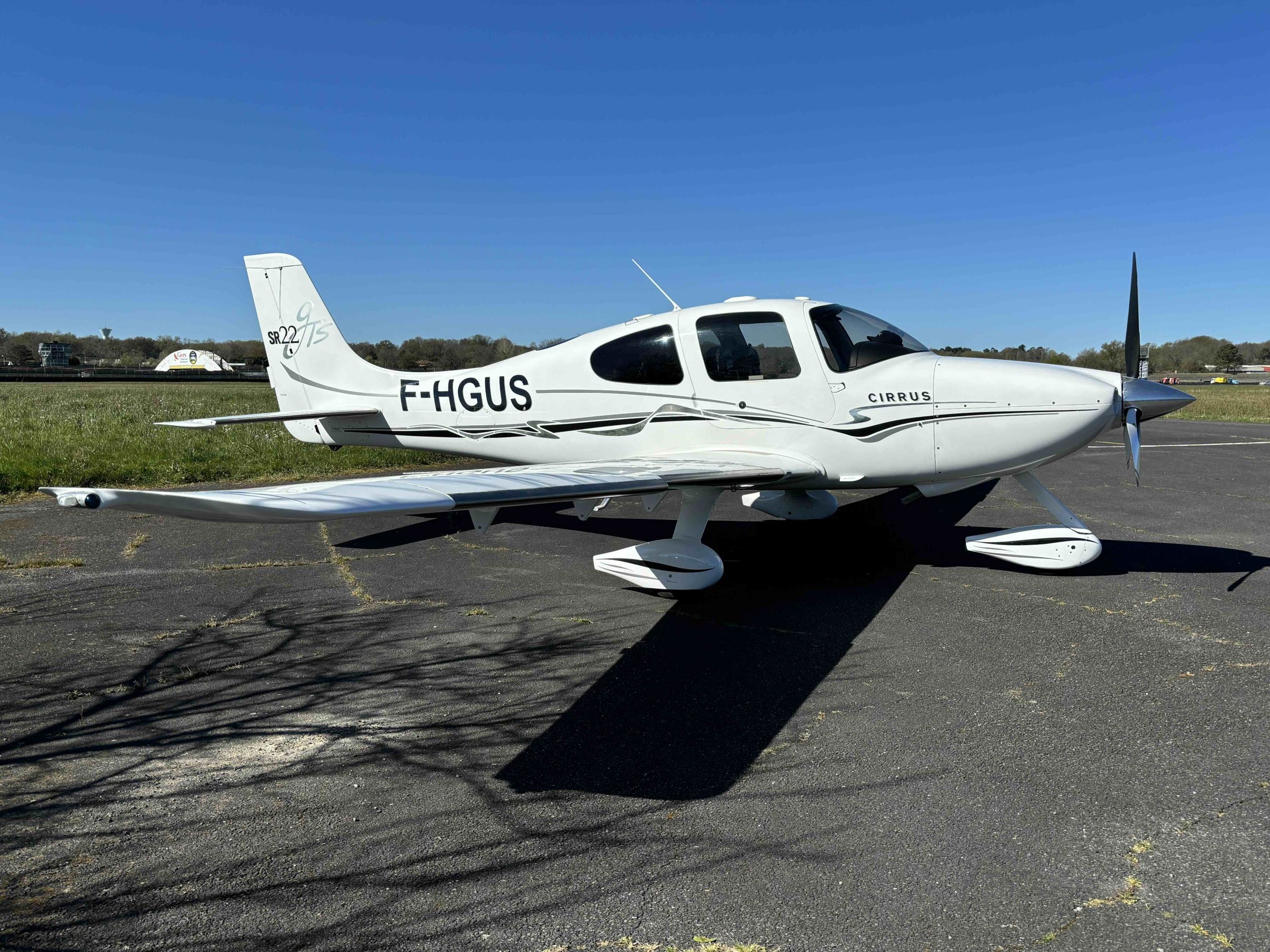 2005 Cirrus SR22 G2 GTS - Exterior
