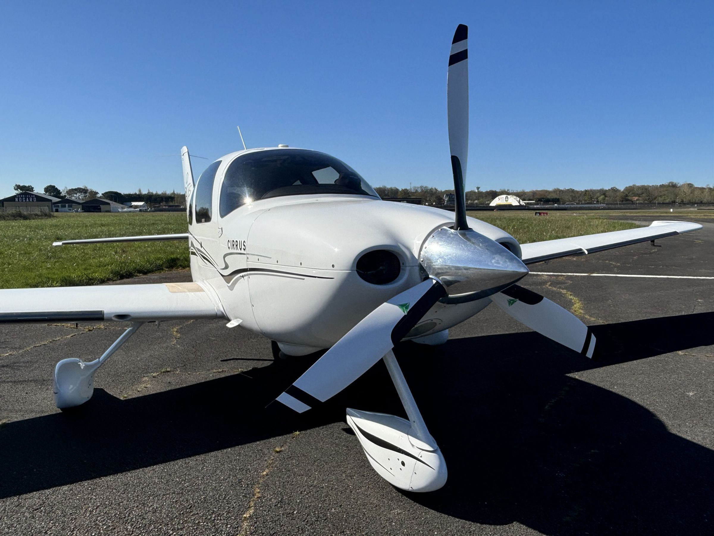 2005 Cirrus SR22 G2 GTS - Exterior
