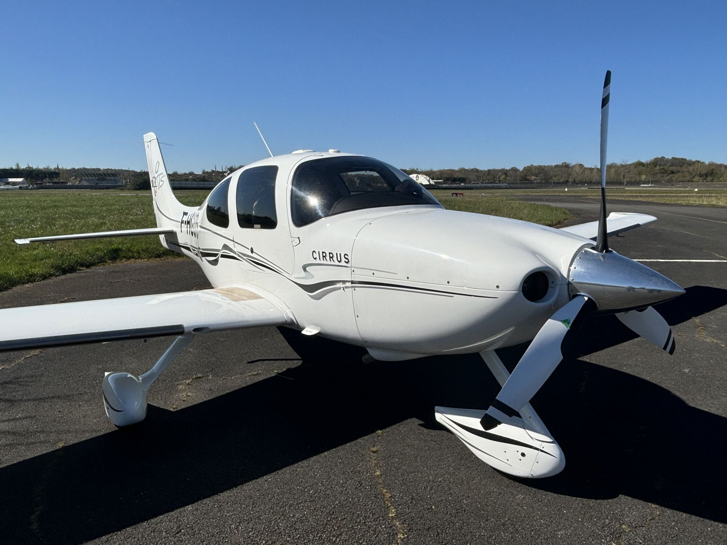 2005 Cirrus SR22 G2 GTS - Exterior