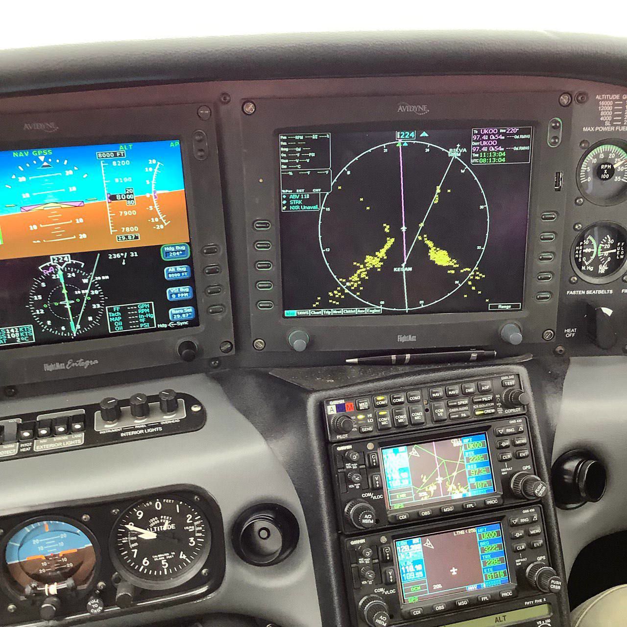 2005 Cirrus SR22 G2 - Interior