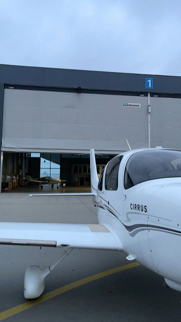 2005 Cirrus SR22 G2 - Exterior