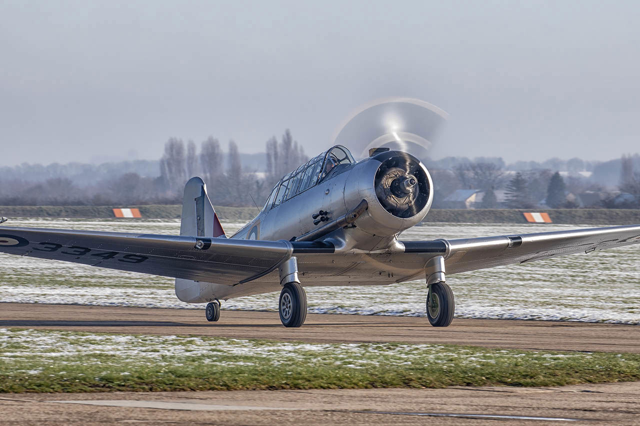 1940 North American NA-64 Yale - Exterior