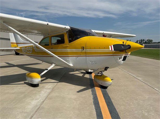 1975 Cessna 182P Skylane - Exterior