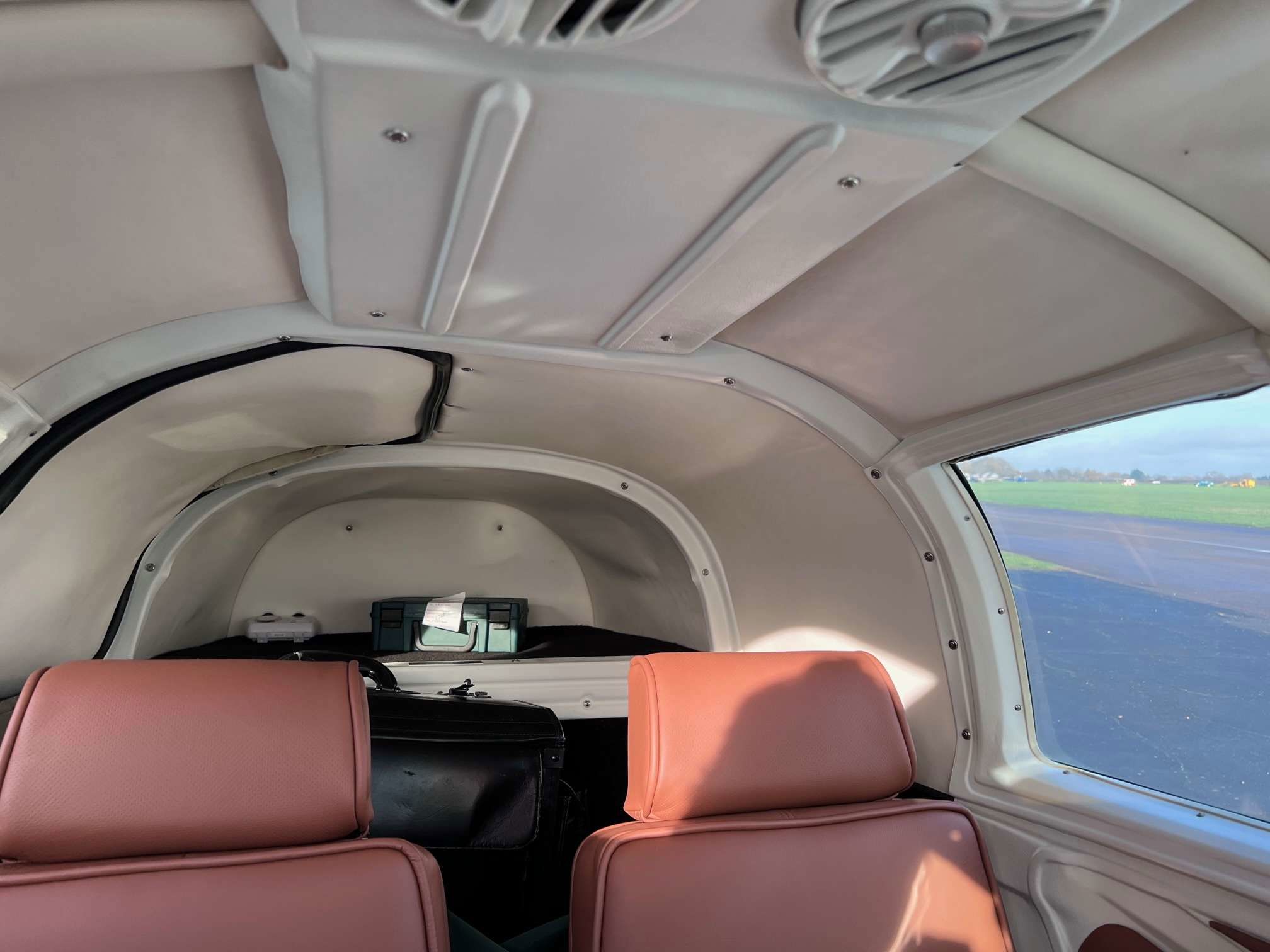 1967 Mooney M20F Executive - Interior