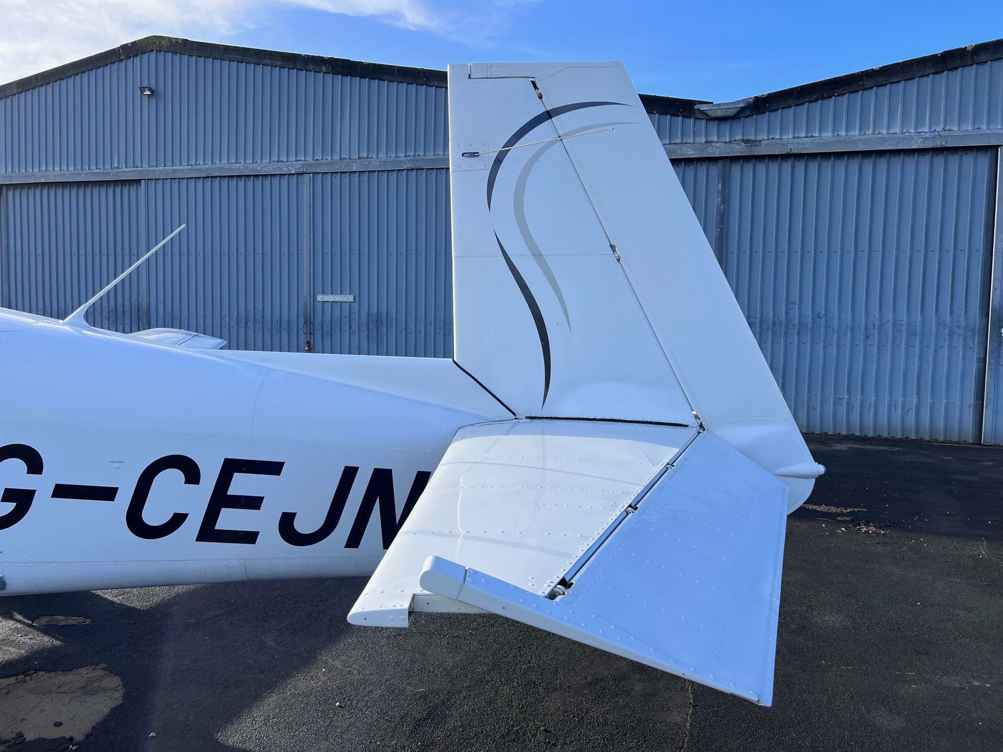 1967 Mooney M20F Executive - Exterior