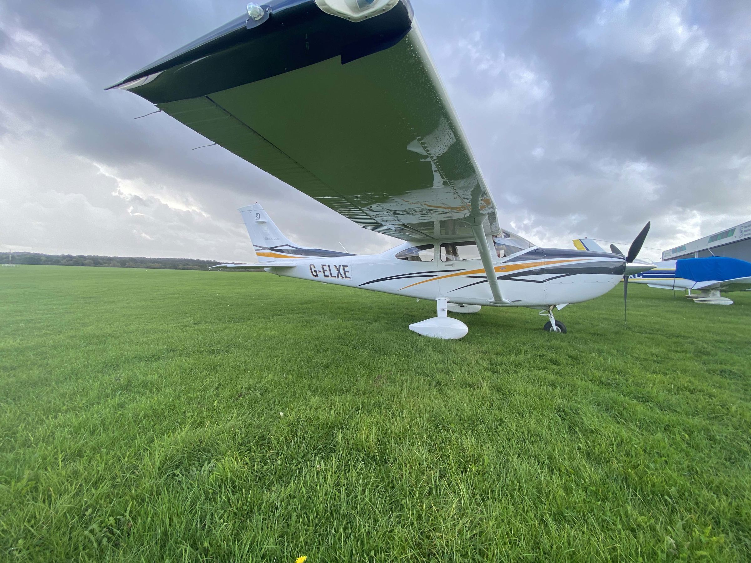 2007 Cessna 182T Skylane - Exterior