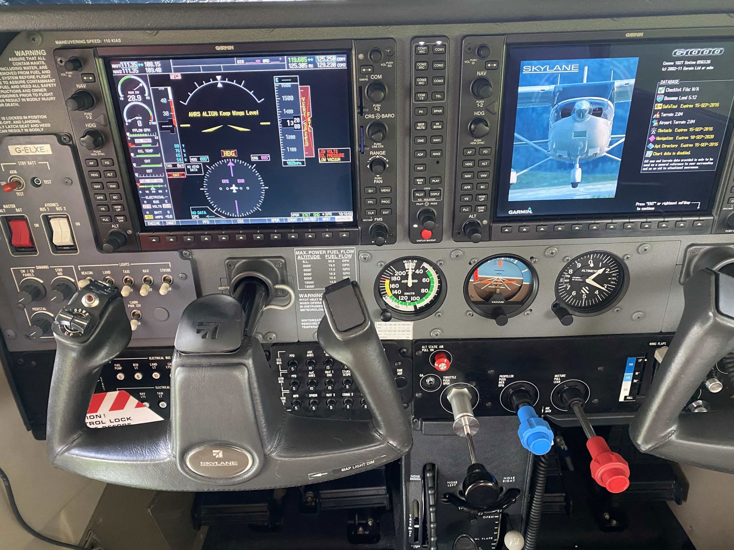 2007 Cessna 182T Skylane - Interior