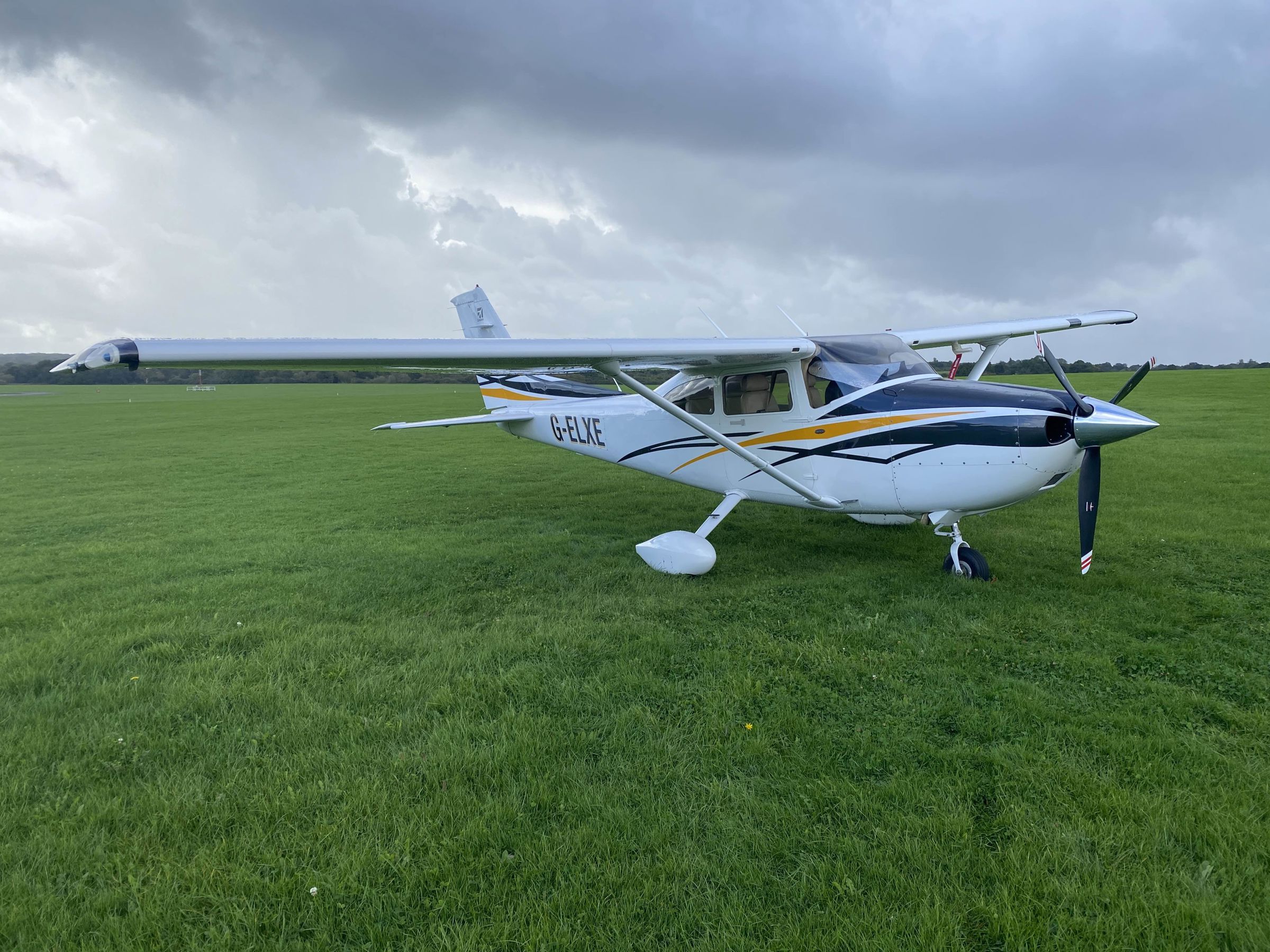 2007 Cessna 182T Skylane - Exterior