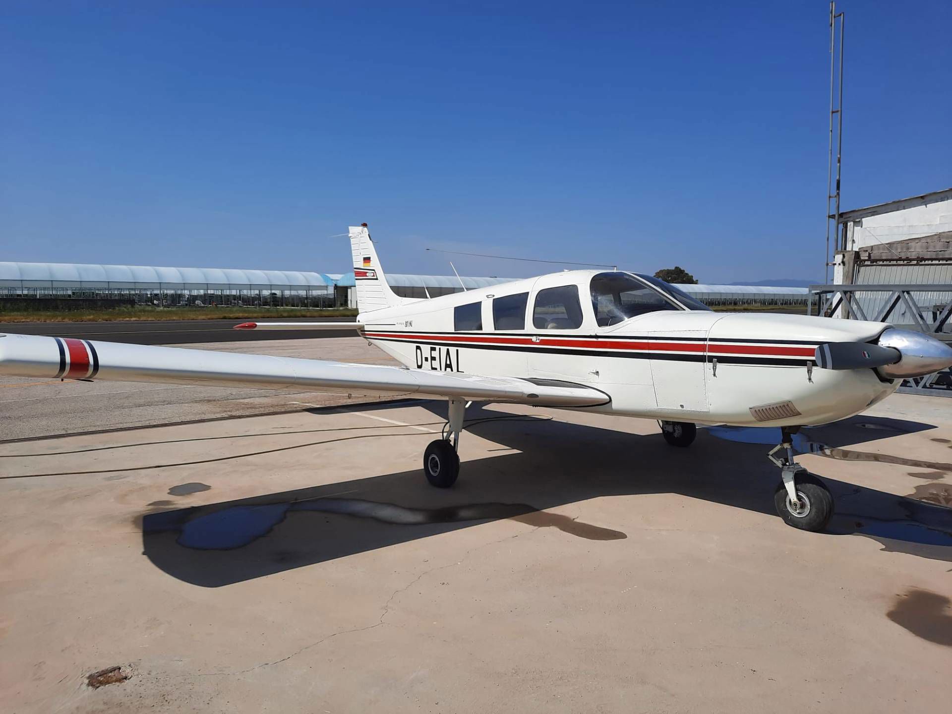 1973 Piper PA-32-300 Cherokee Six - Exterior