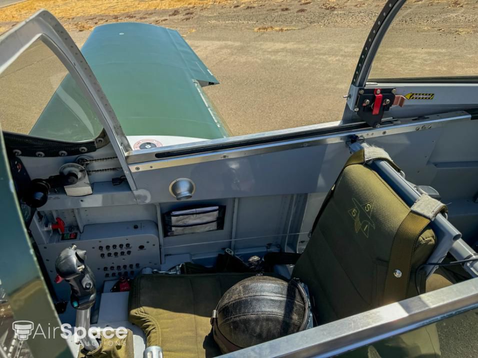 2017 Rod Bower S-51 Mustang - Interior