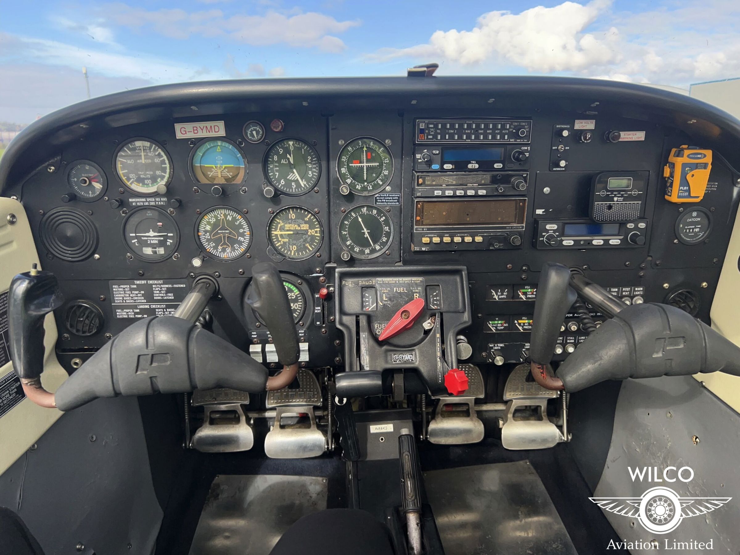 1982 Piper PA-38 Tomahawk - Interior