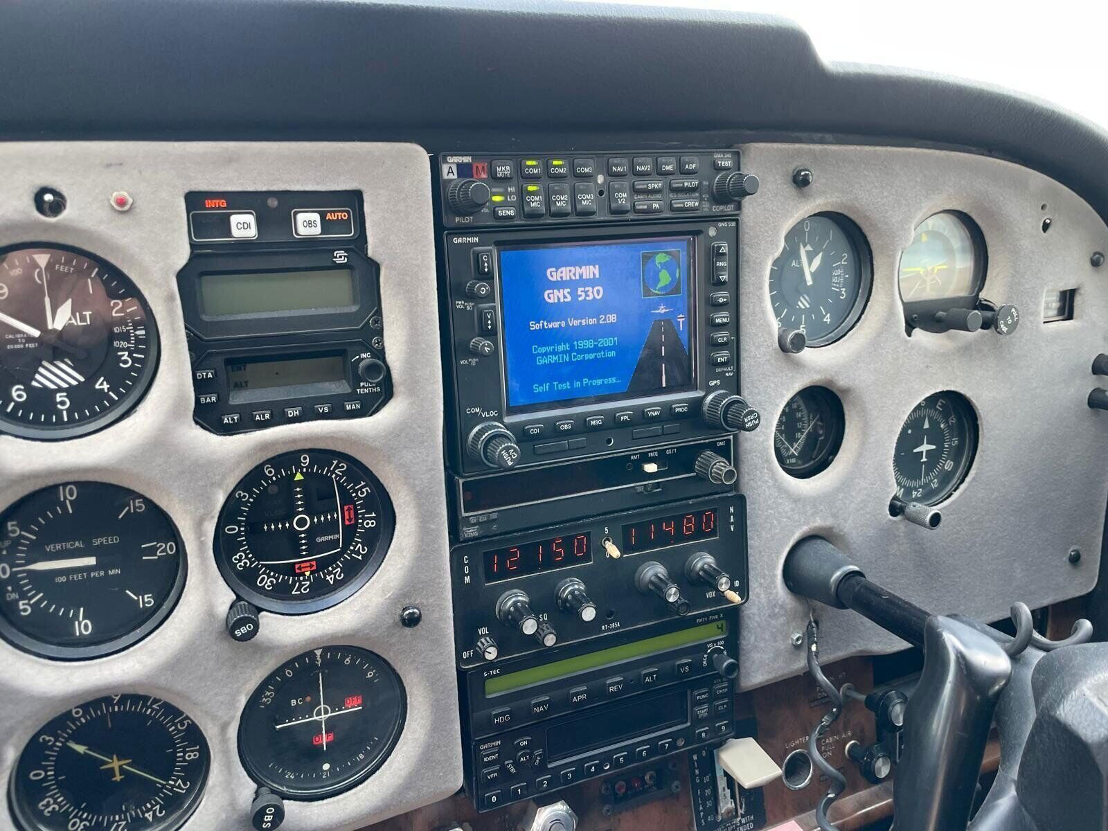 1979 Cessna 172N - Interior