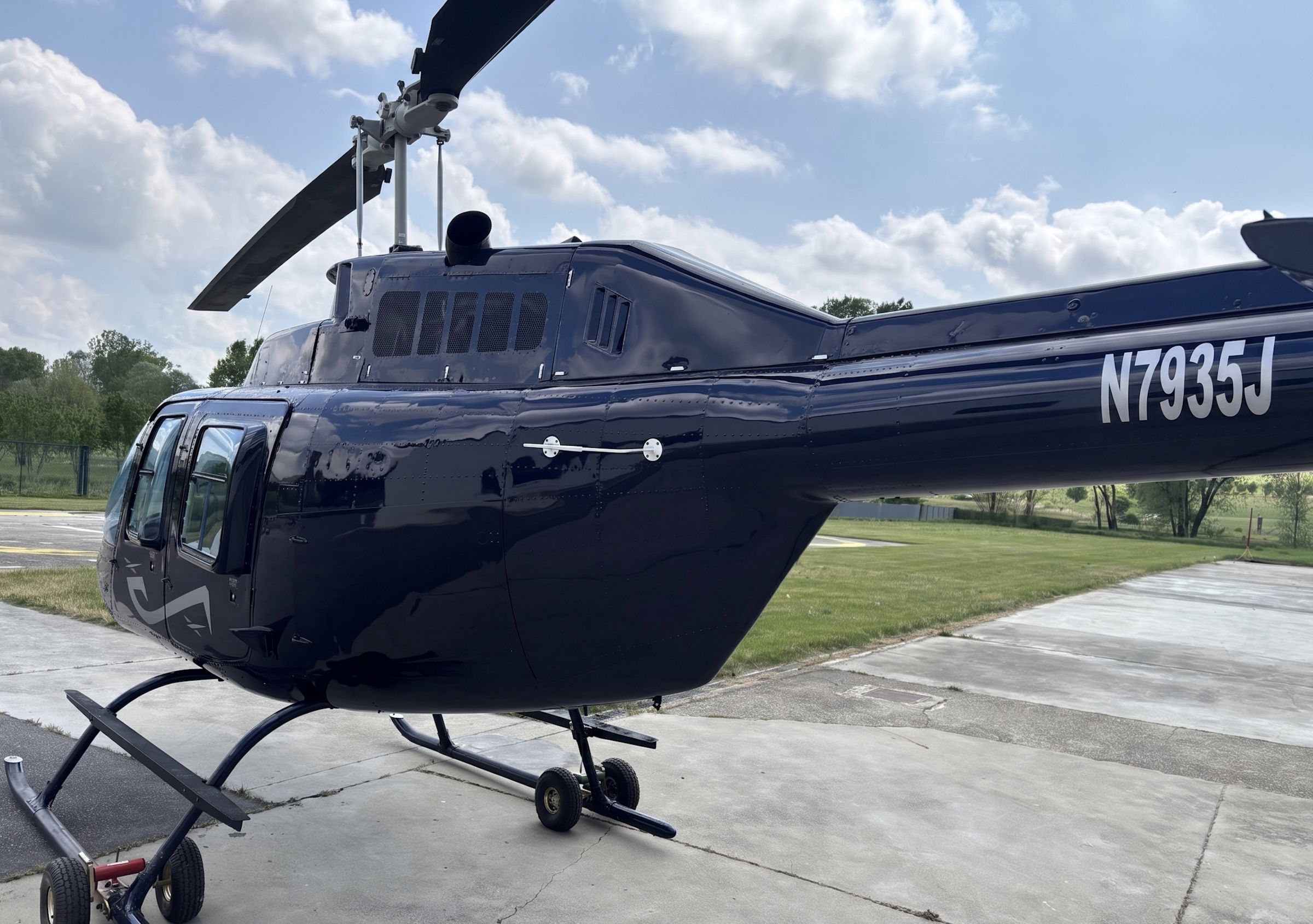 1971 Bell 206B-2 JetRanger - Exterior