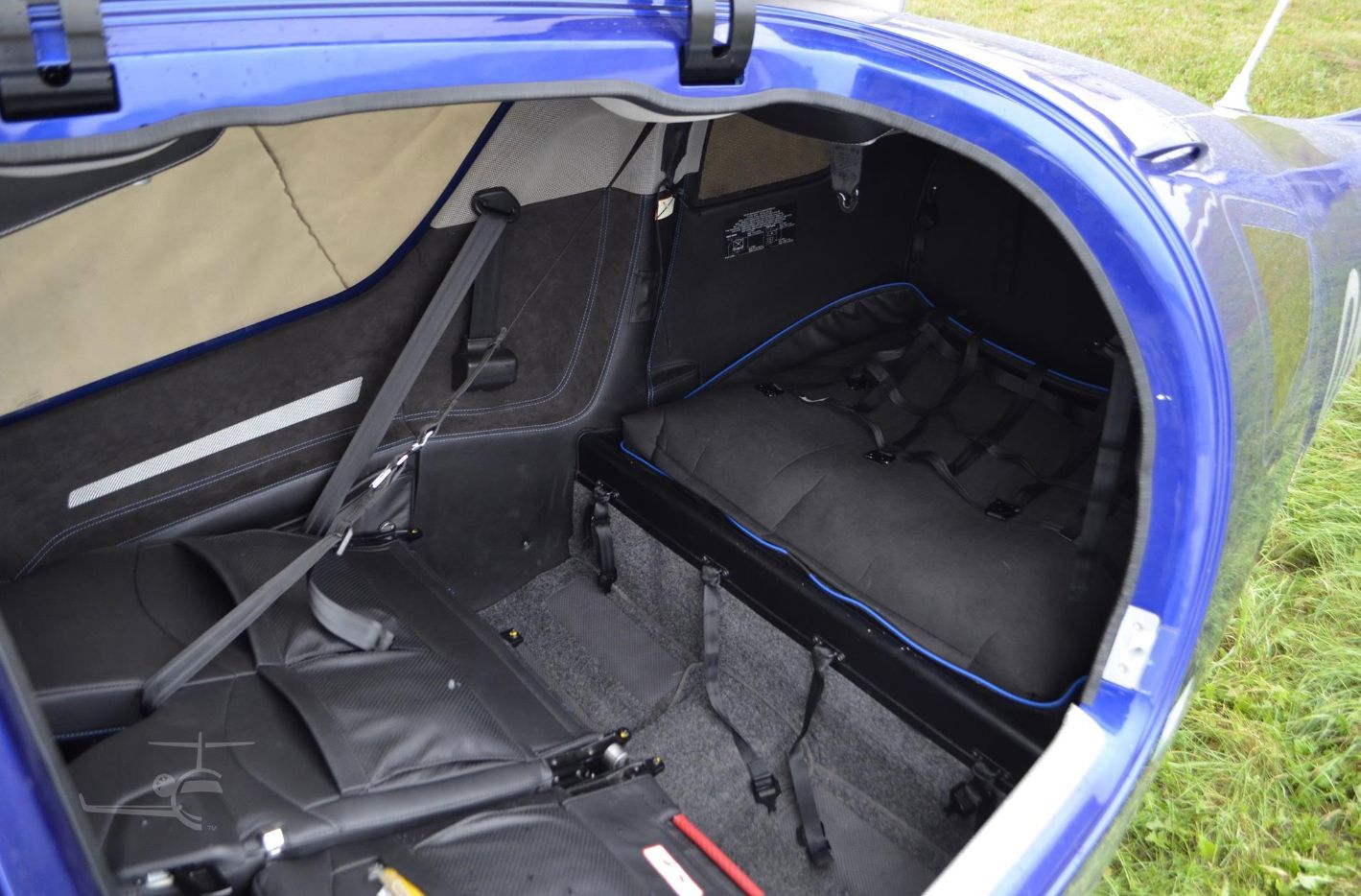 2022 Diamond DA62 - Interior