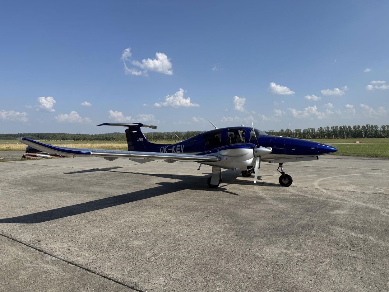 2022 Diamond DA62 - Exterior