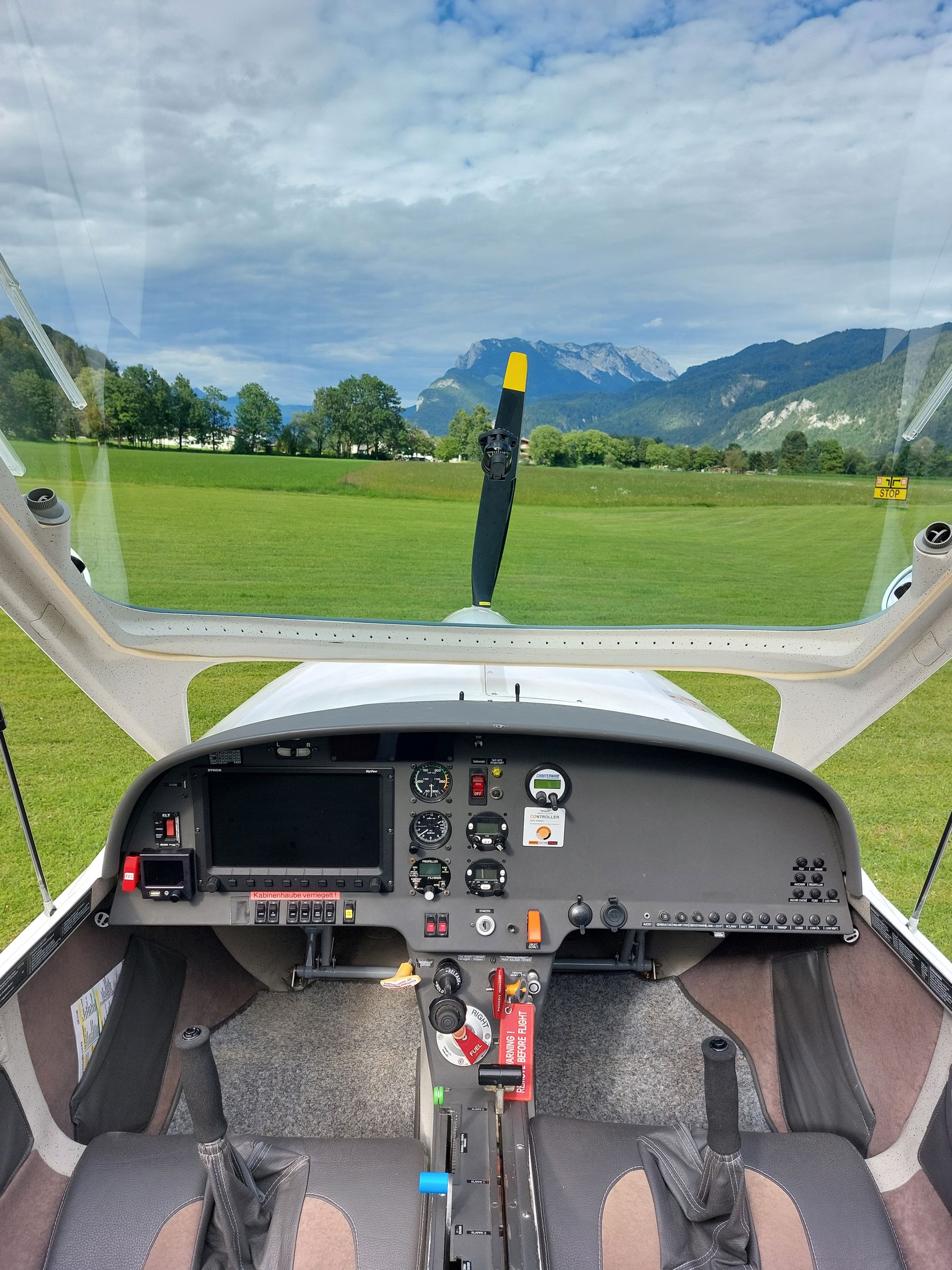 2019 Aerospool WT9 Dynamic Turbo Tow - Interior