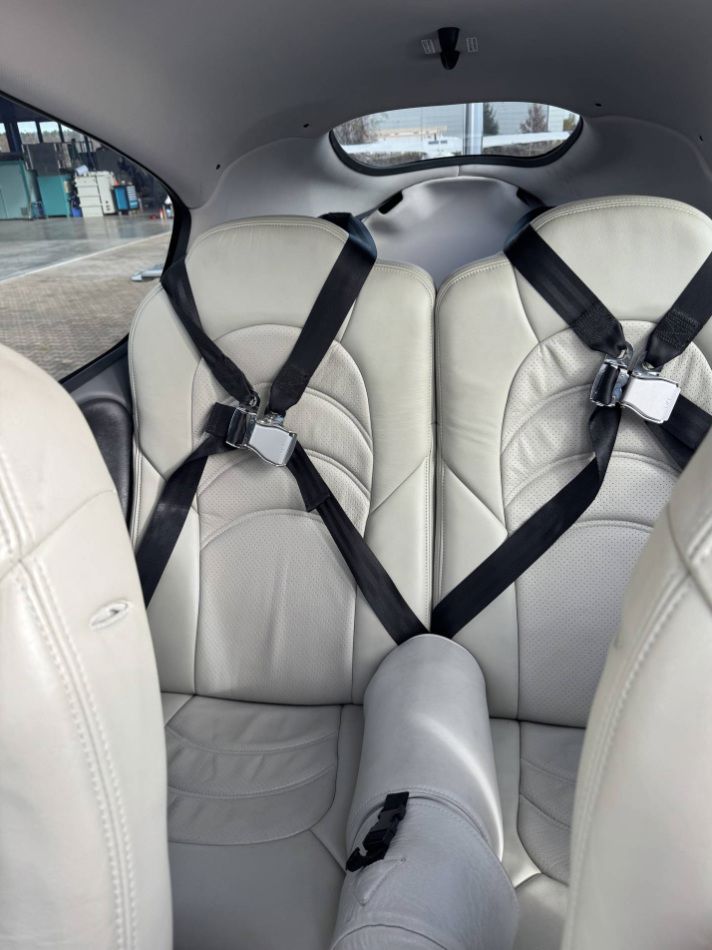 2008 Cirrus SR22 G3 - Interior