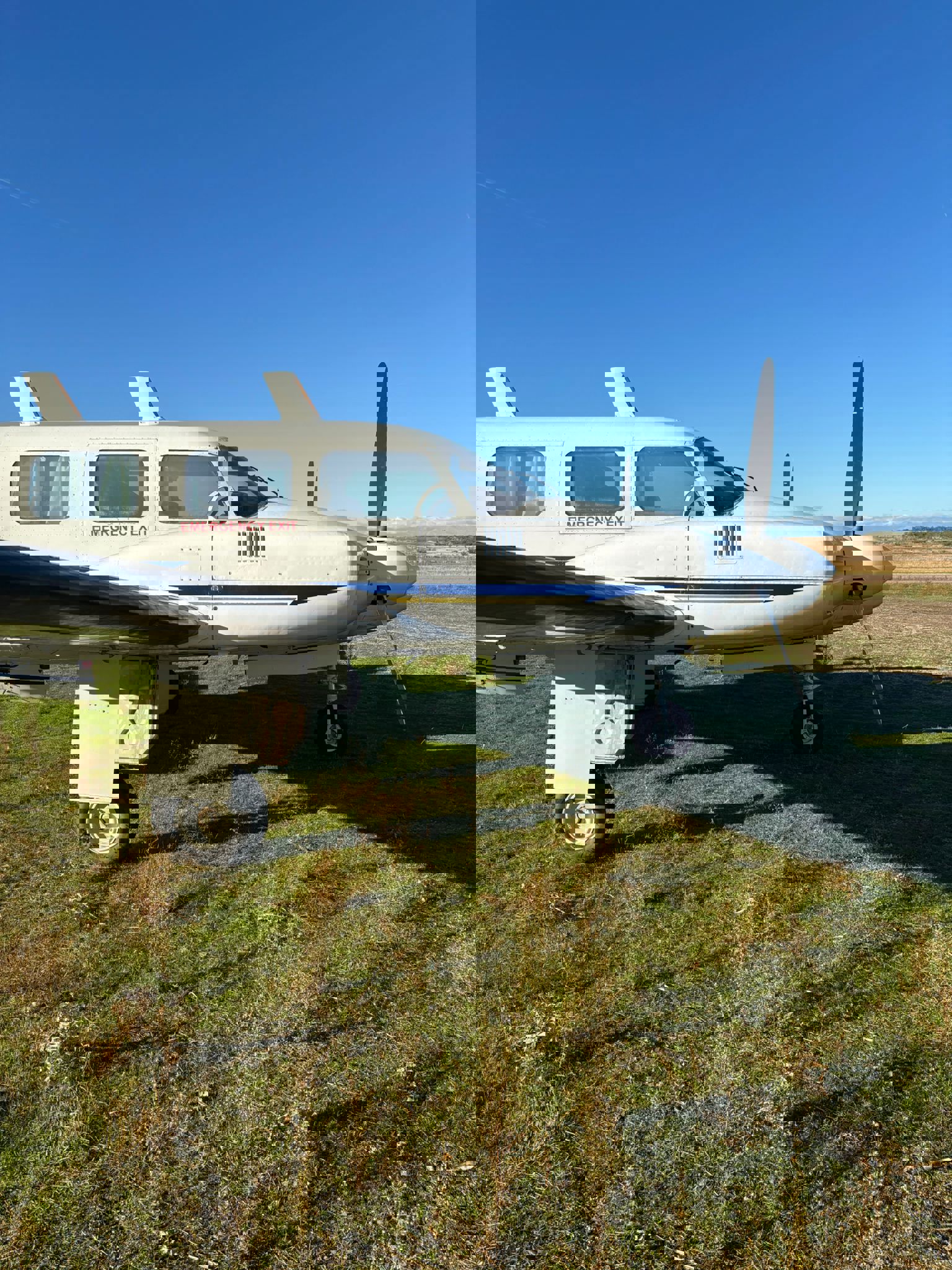 1975 Piper PA-31-310 Navajo