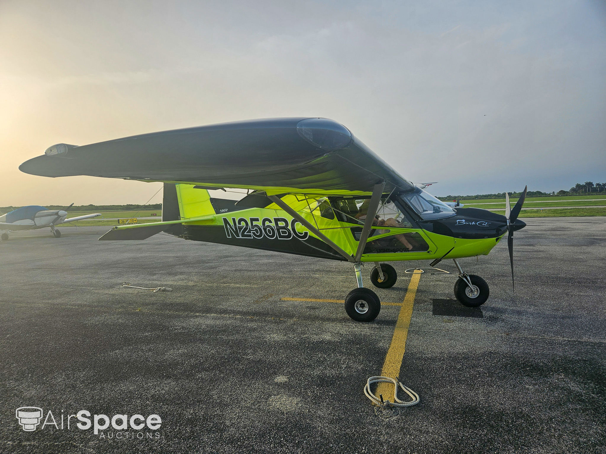 2015 SkyReach Bushcat - Exterior