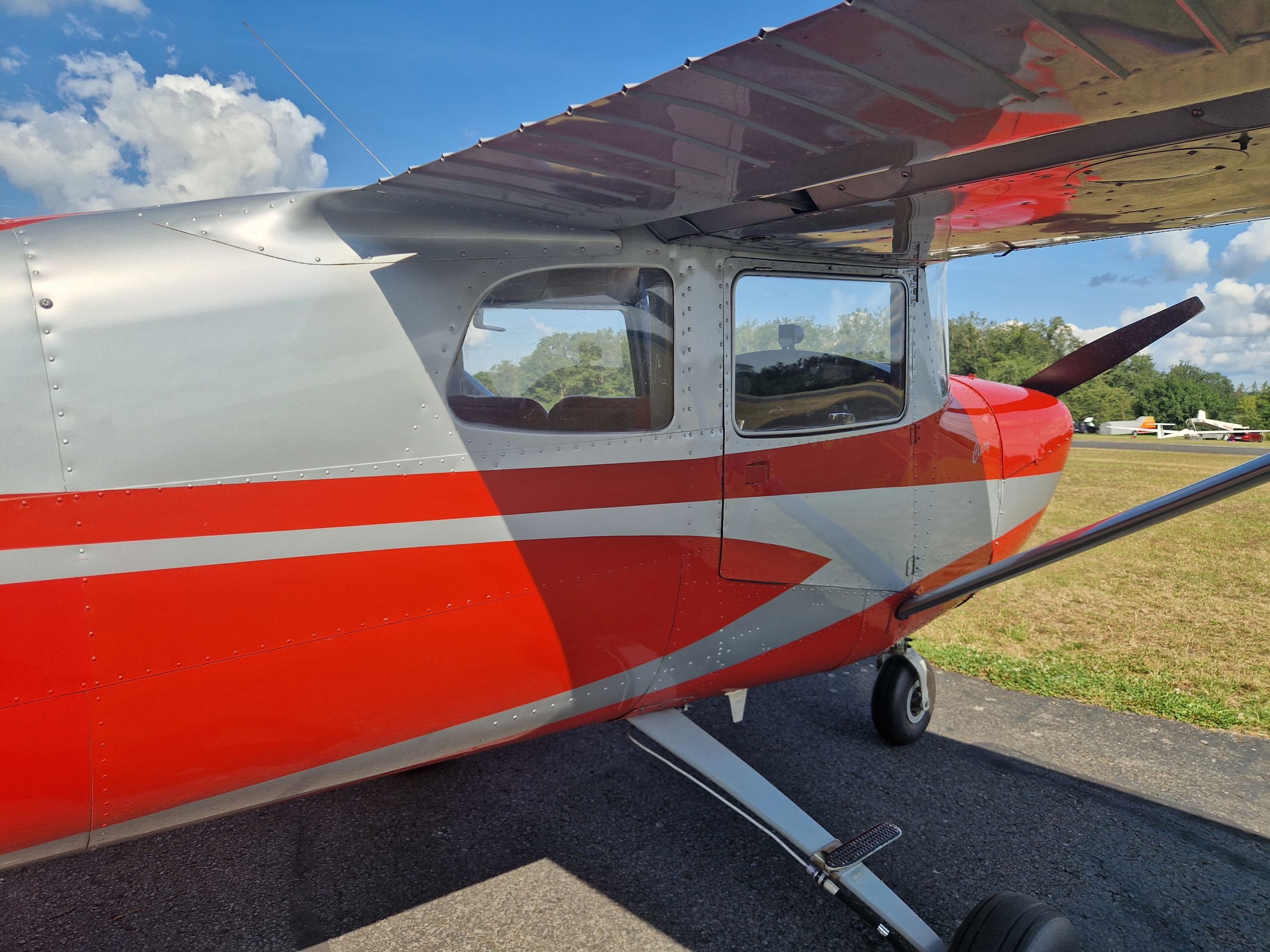 1962 Cessna 150B - Exterior