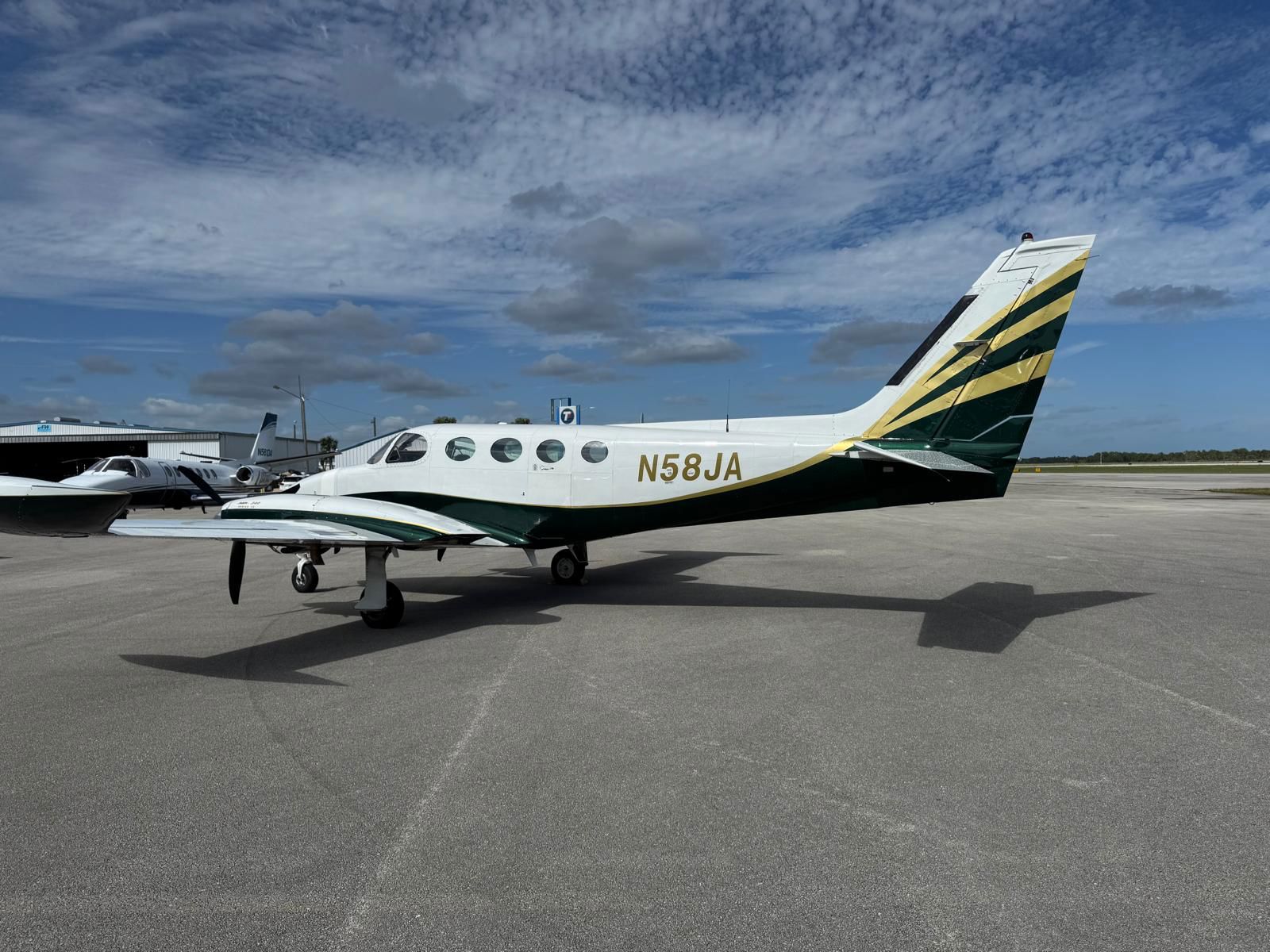 1975 Cessna 340 - Exterior