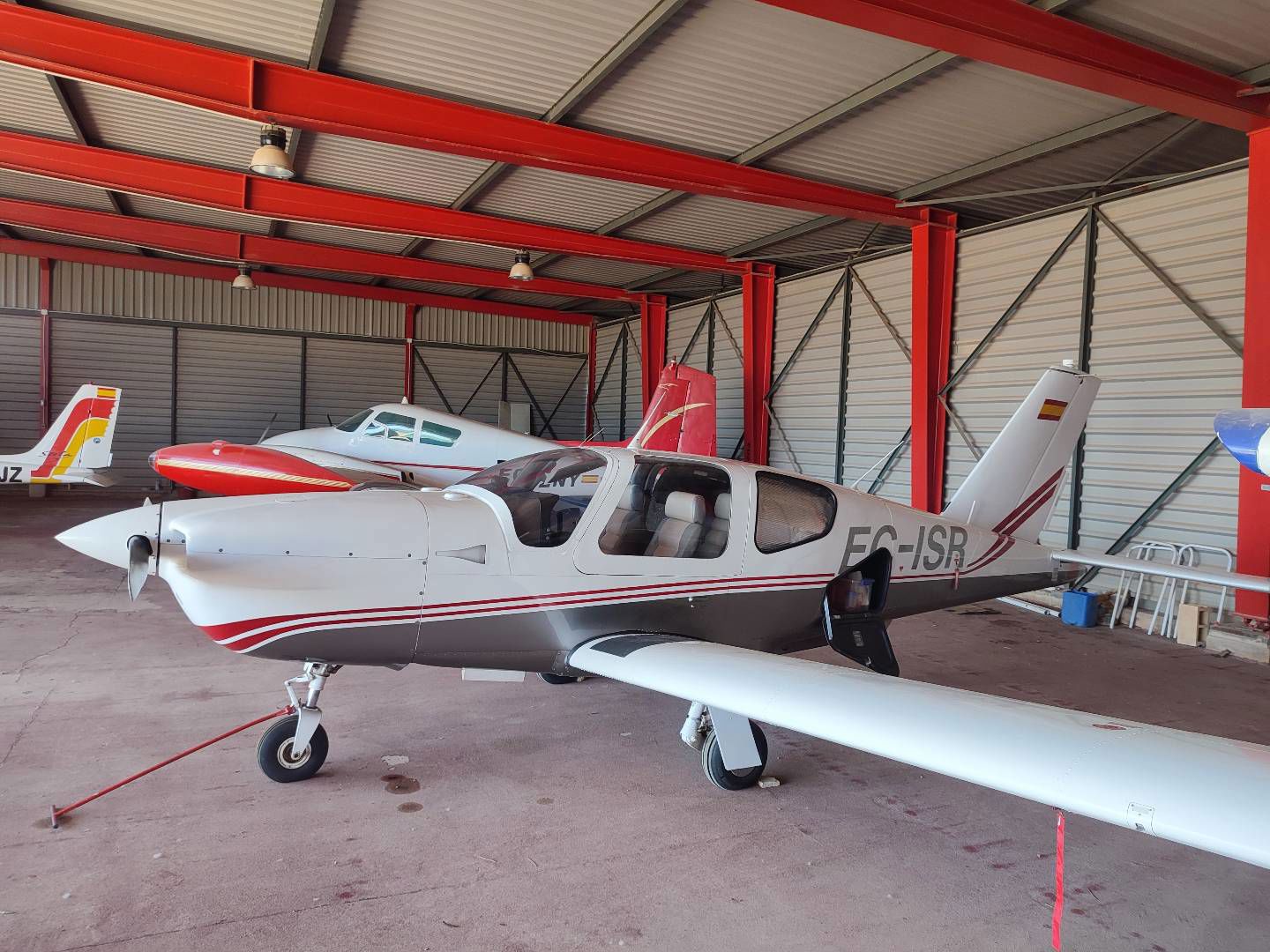 1982 Socata TB-20 Trinidad - Exterior