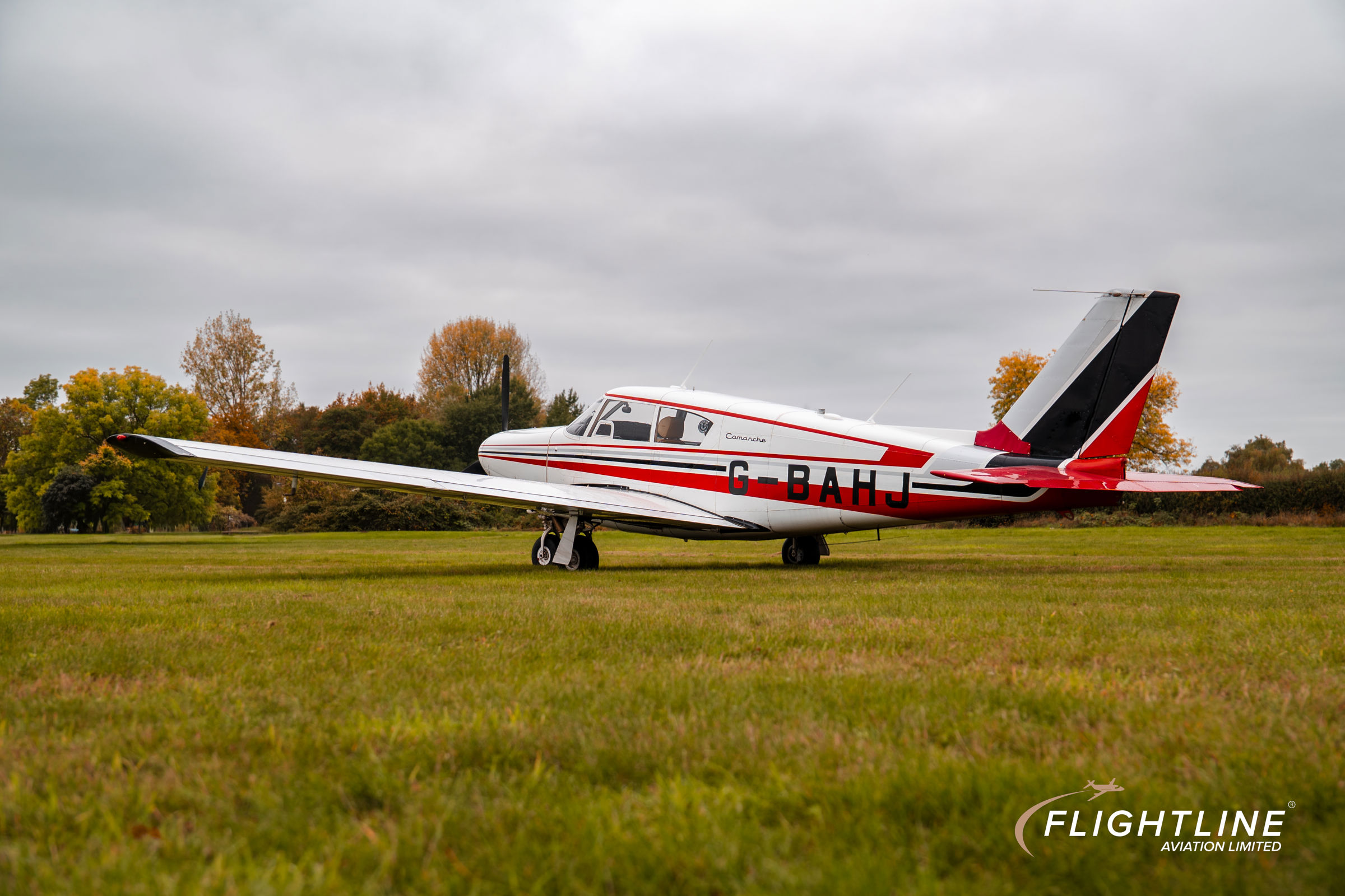 1960 Piper PA-24-250 Comanche - Exterior