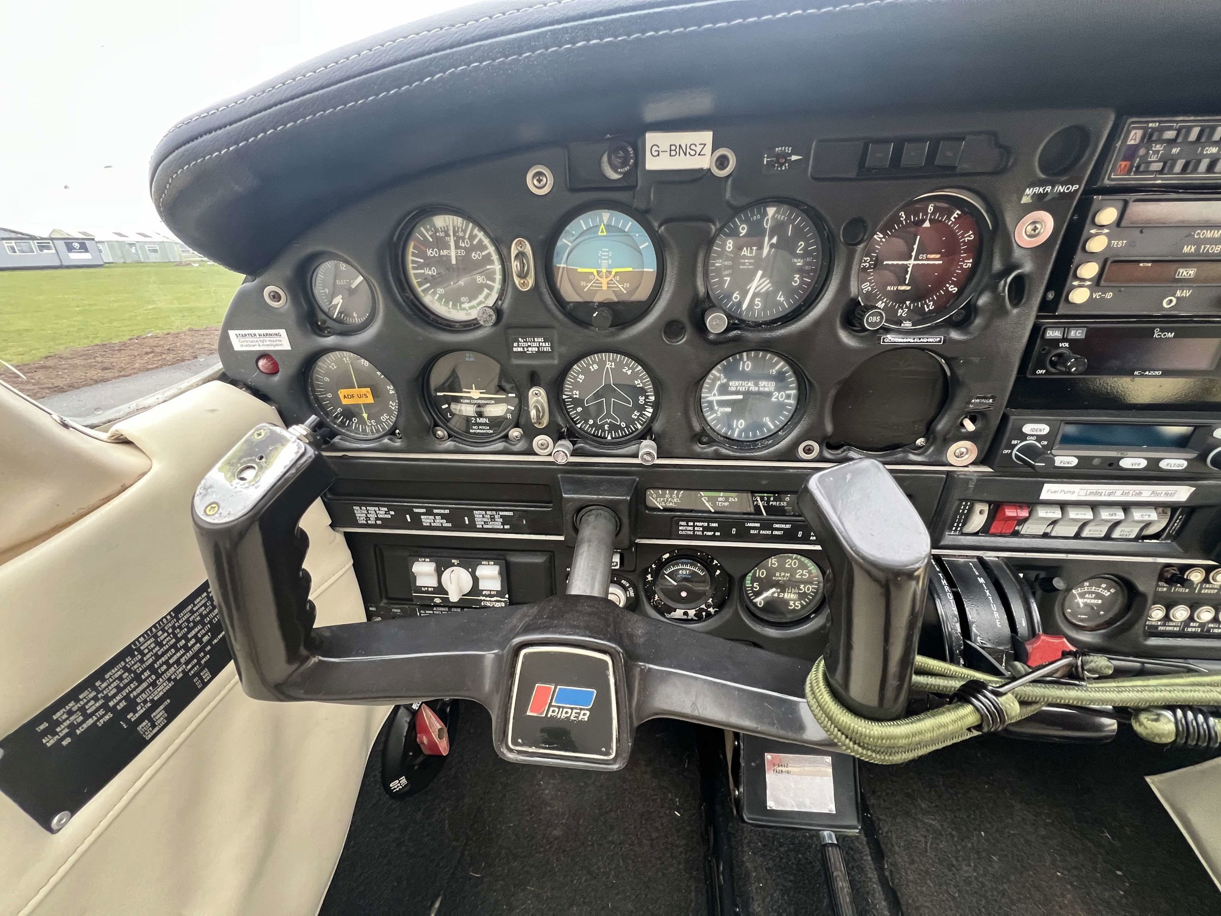 1981 Piper PA-28-161 Warrior II - Interior