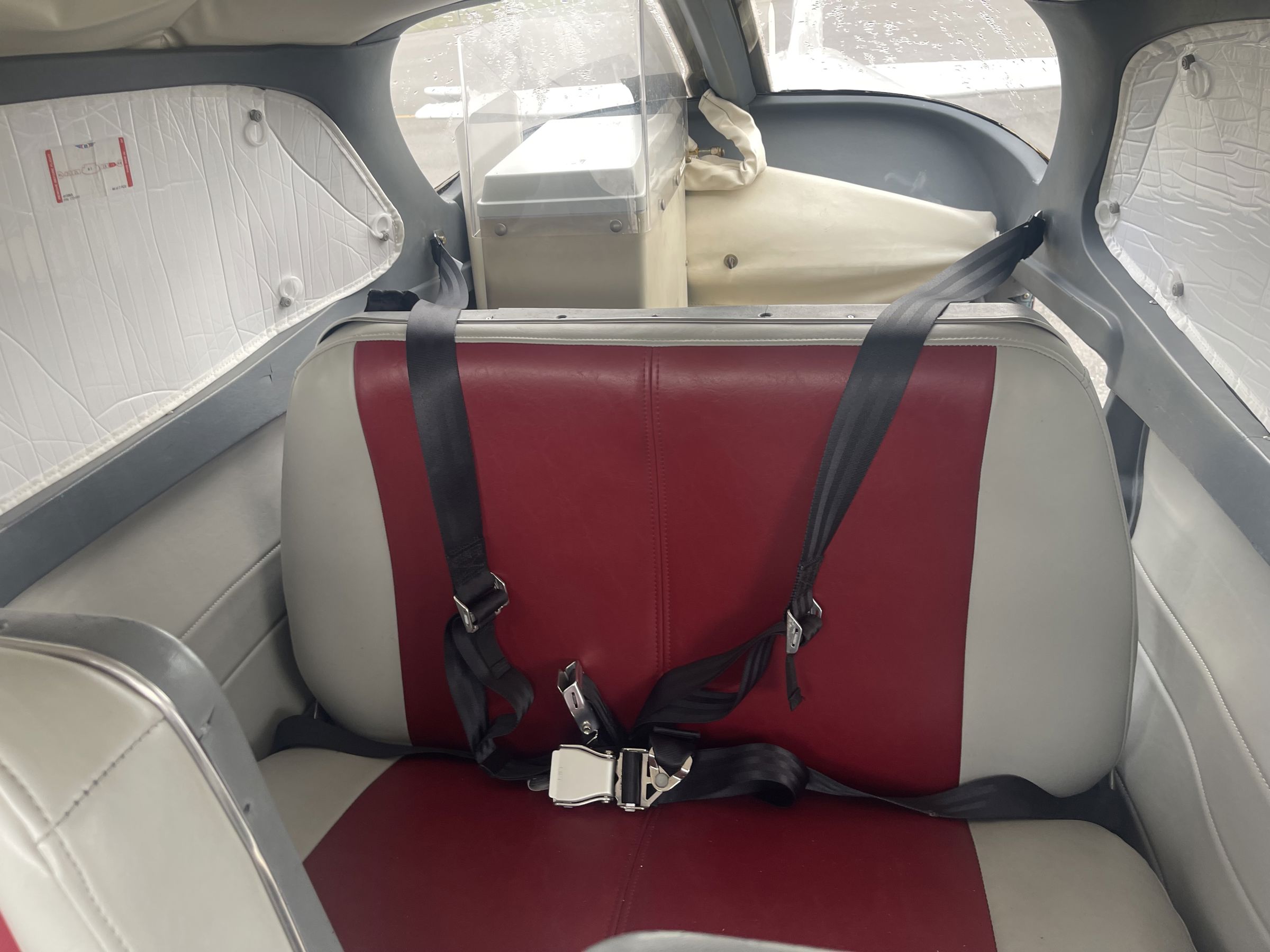 1977 Cessna 172K - Interior
