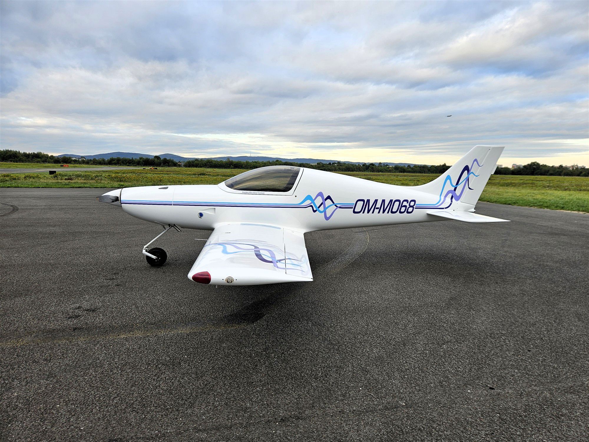 1997 Aero Designs Pulsar - Exterior