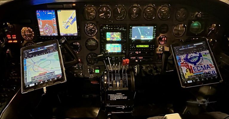 1981 Cessna 421C Golden Eagle/ Executive Commuter - Interior