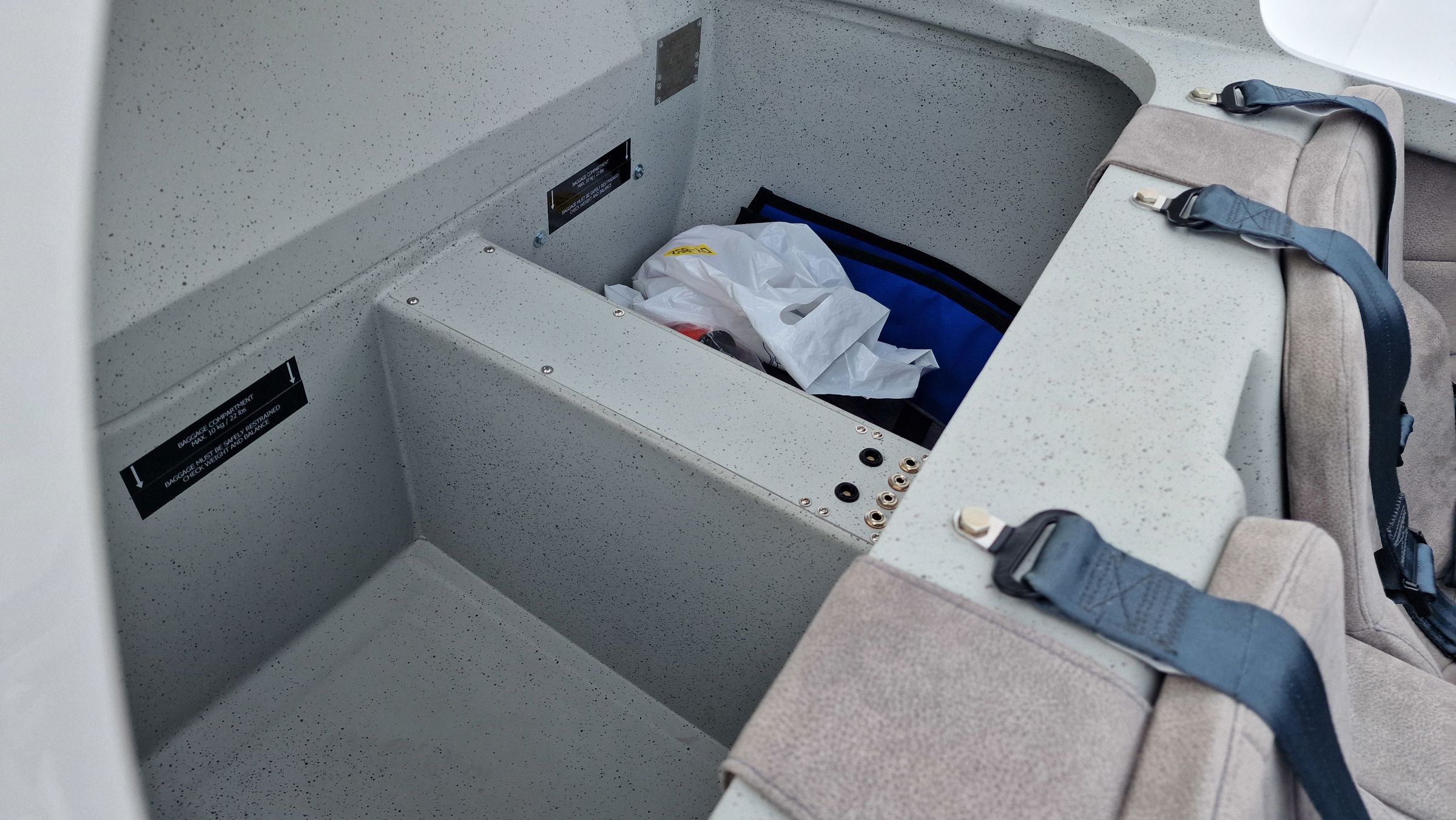 2024 Aerospool WT-9 RG - Interior