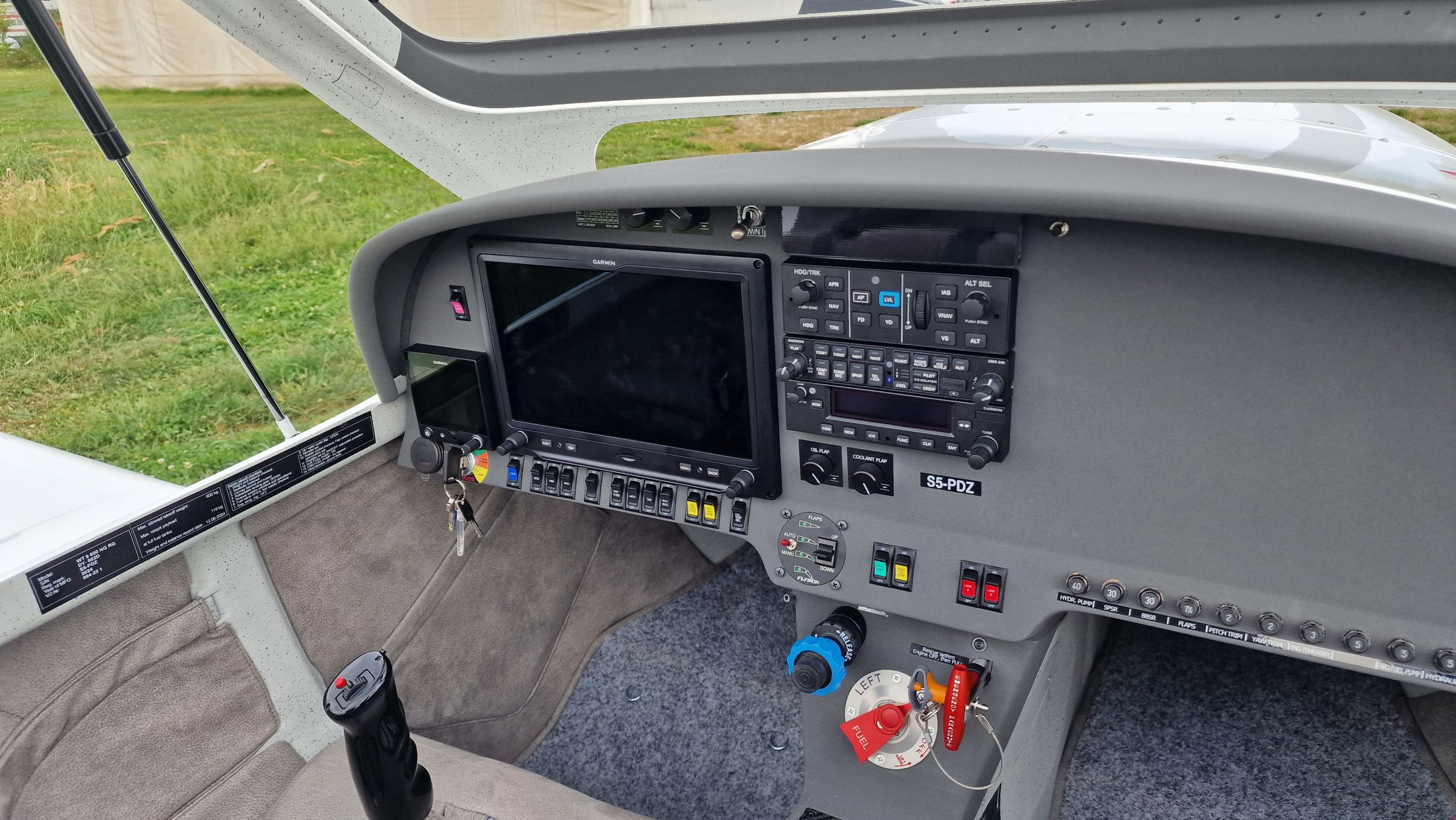 2024 Aerospool WT-9 RG - Interior