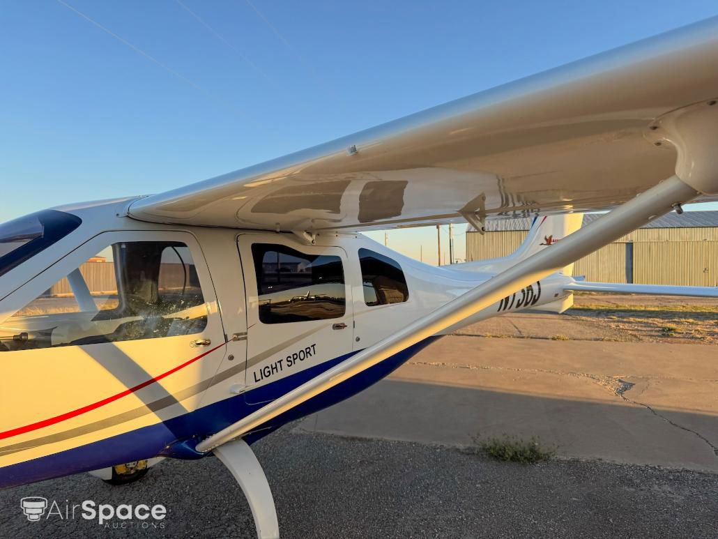 2011 Jabiru J230 - Exterior