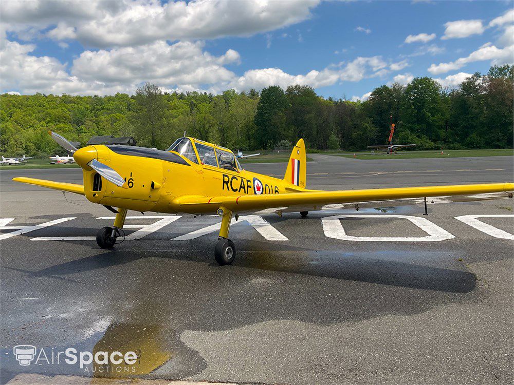 1952 De Havilland DHC-1 Chipmunk
