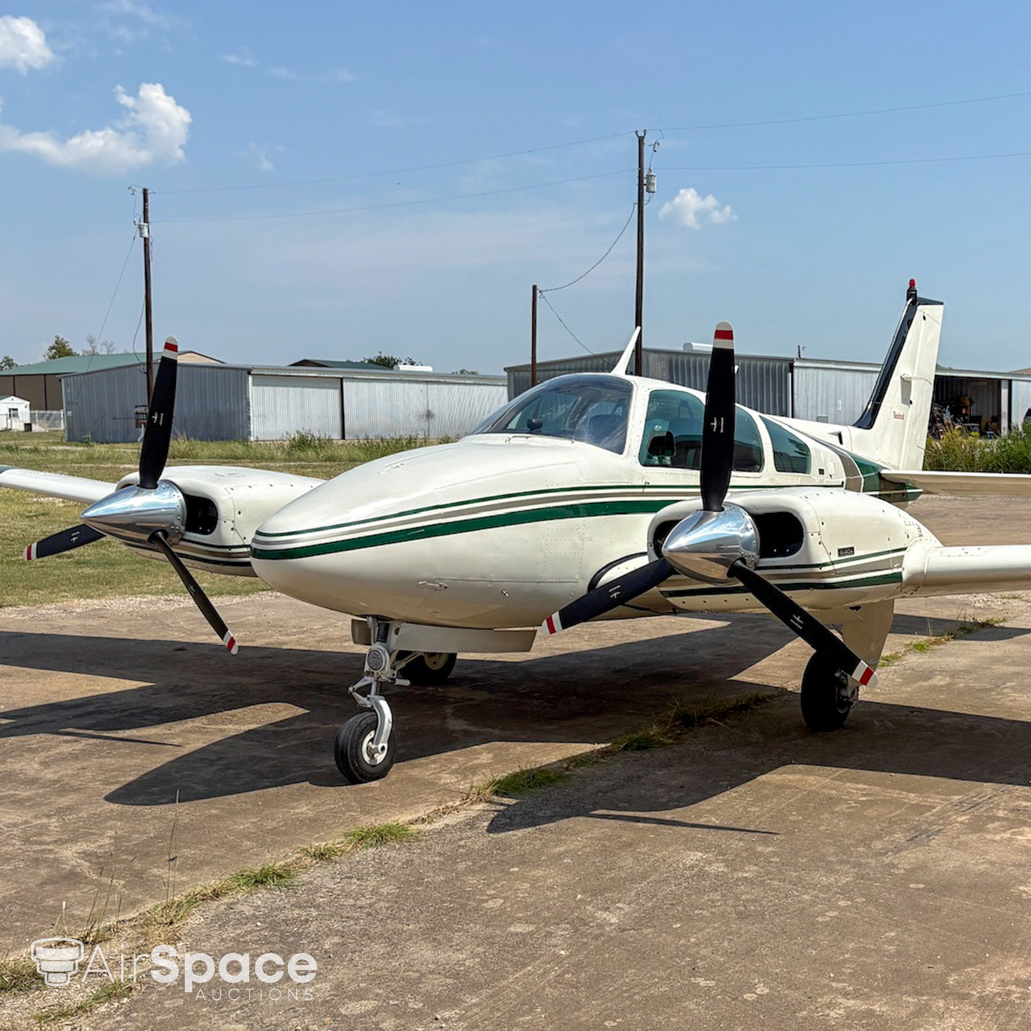 1973 Beechcraft T-24A Cochise - Exterior