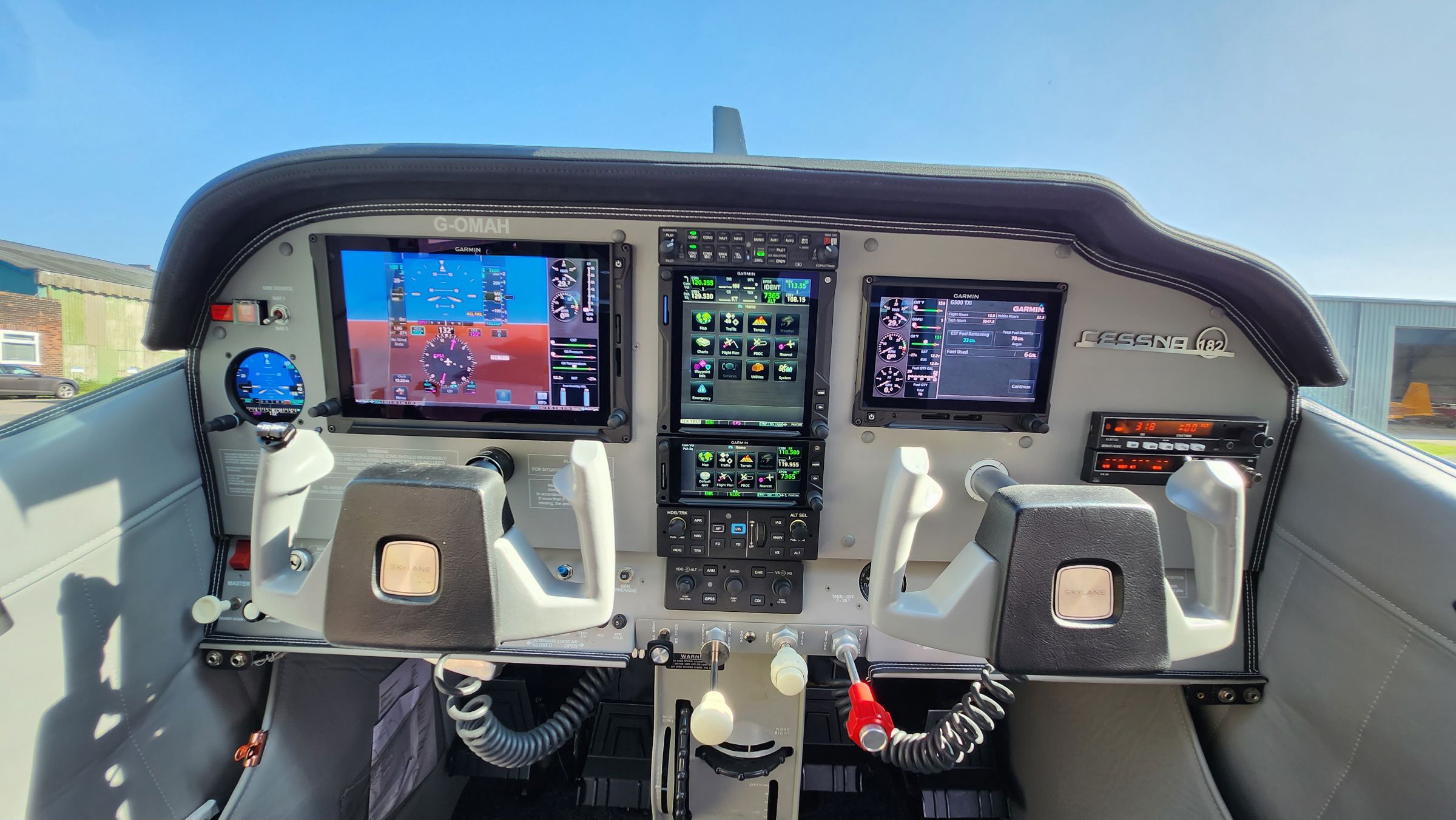 1965 Cessna 182H Skylane - Interior