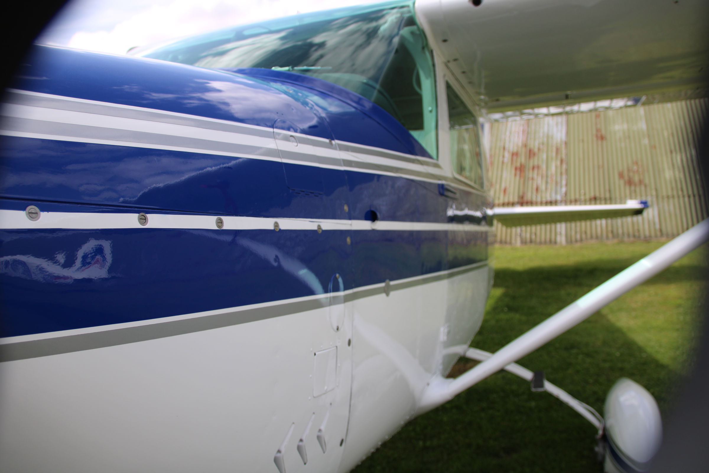 1965 Cessna 182H Skylane - Exterior