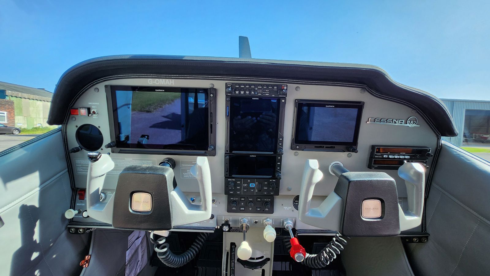 1965 Cessna 182H Skylane - Interior