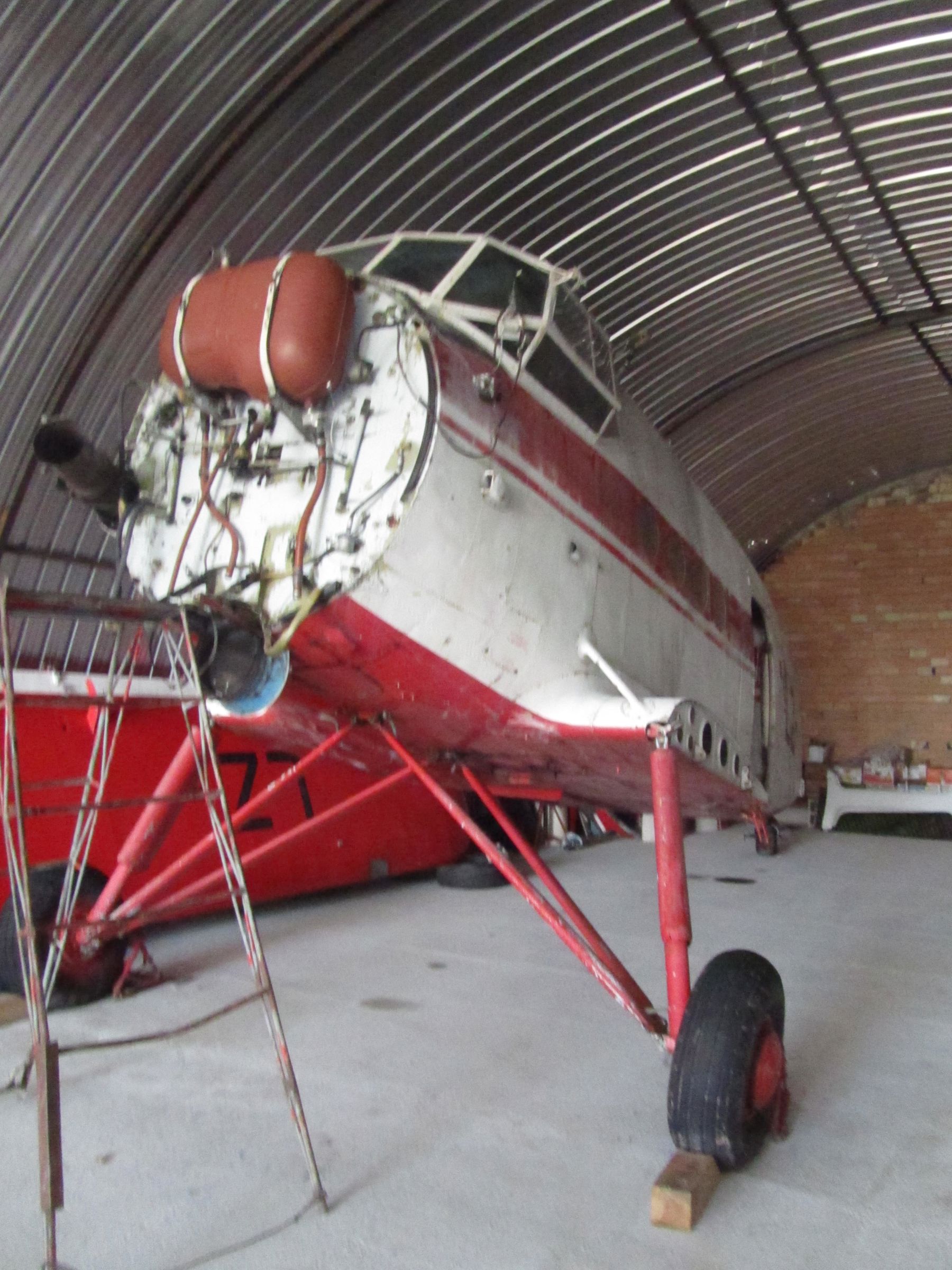 1967 Antonov An-2 - Exterior