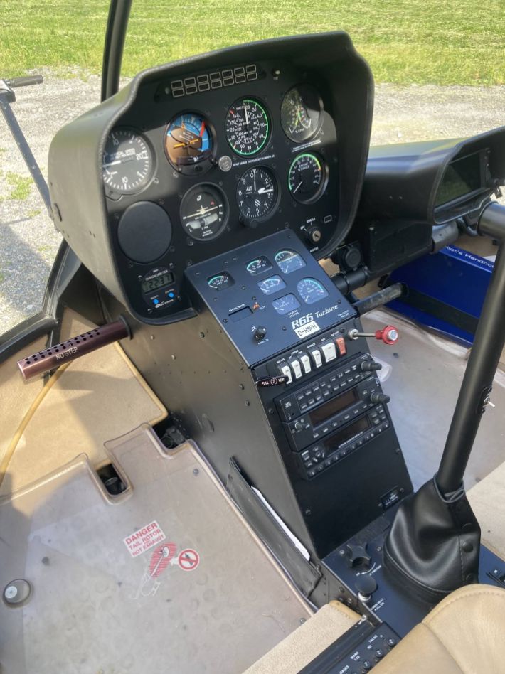 2014 Robinson R66 Turbine - Interior