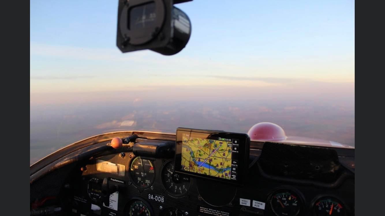 1986 Scheibe SF-25C Falke 2000 - Exterior