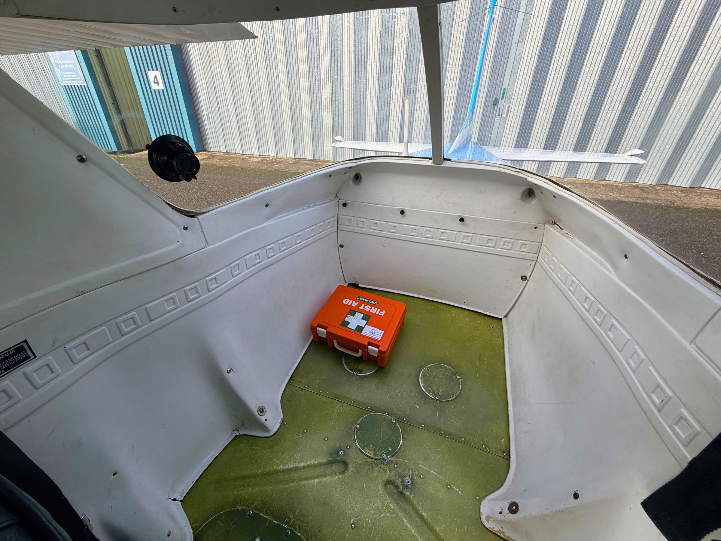 1979 Cessna (Reims) F152 - Interior