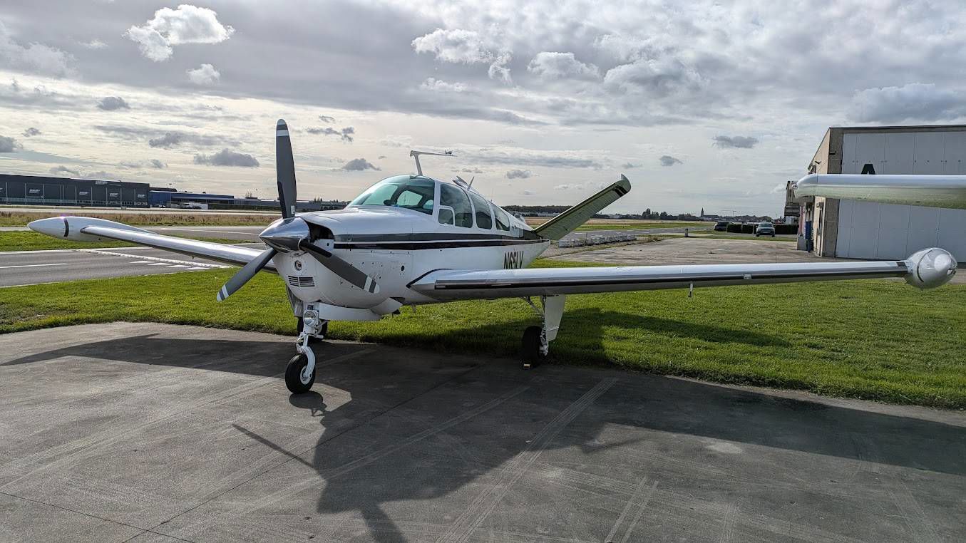 1966 Beechcraft 35 Bonanza - Exterior