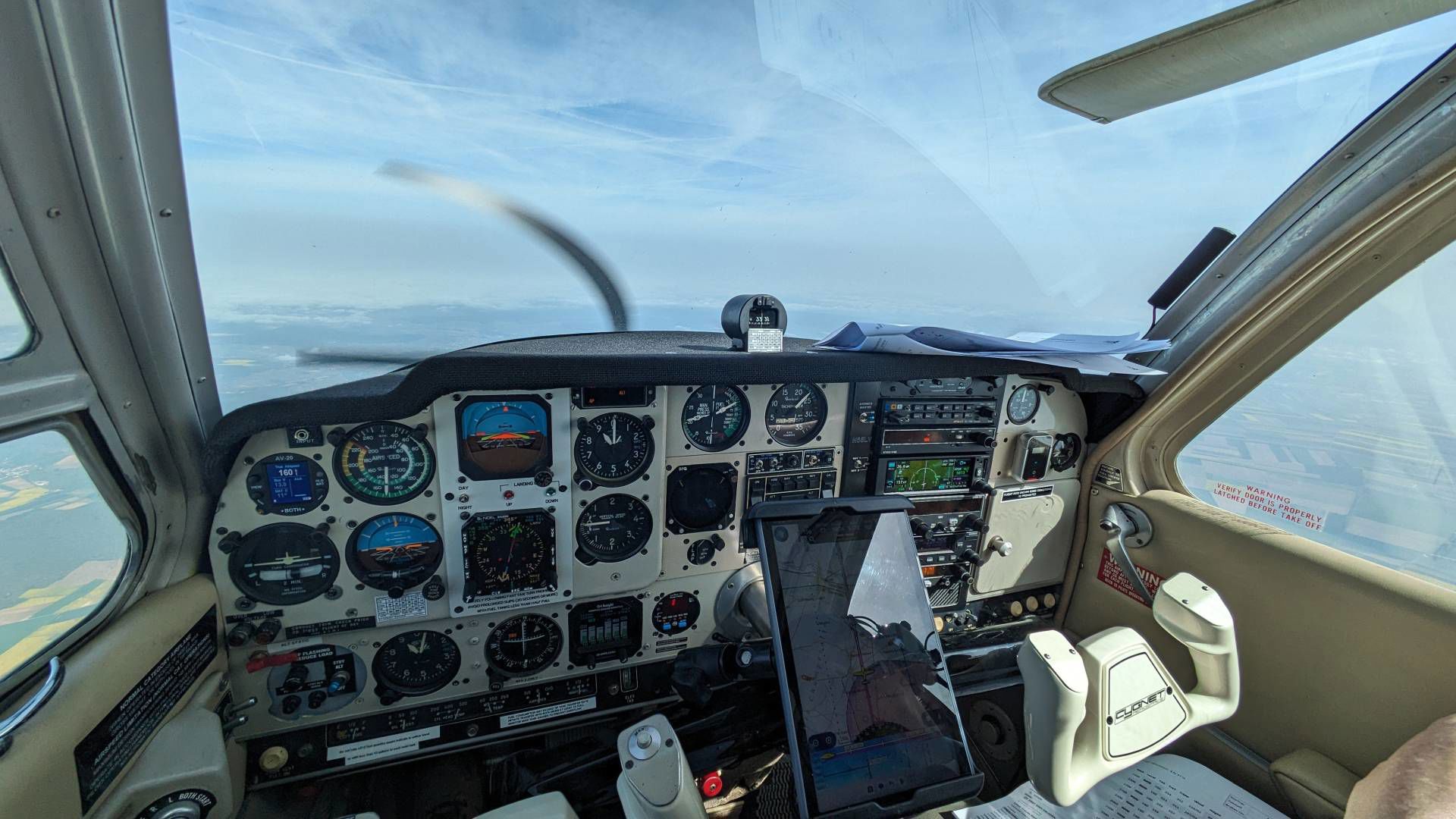 1966 Beechcraft 35 Bonanza - Interior