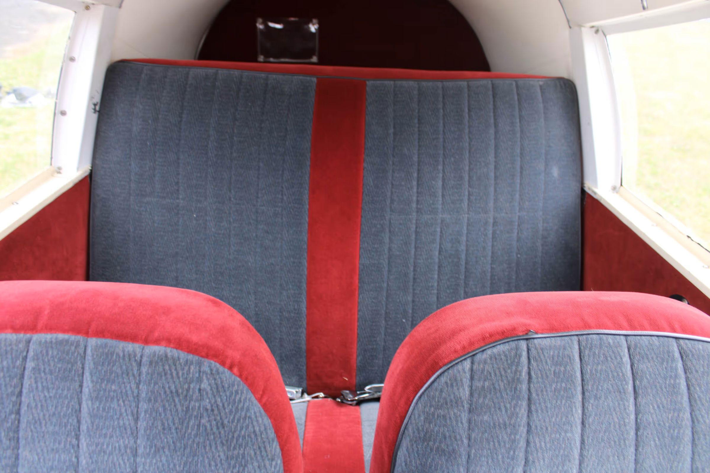 1963 Piper PA-28-180 Cherokee - Interior