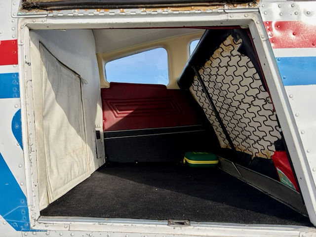 1976 Piper PA-28-151 Cherokee Warrior - Interior
