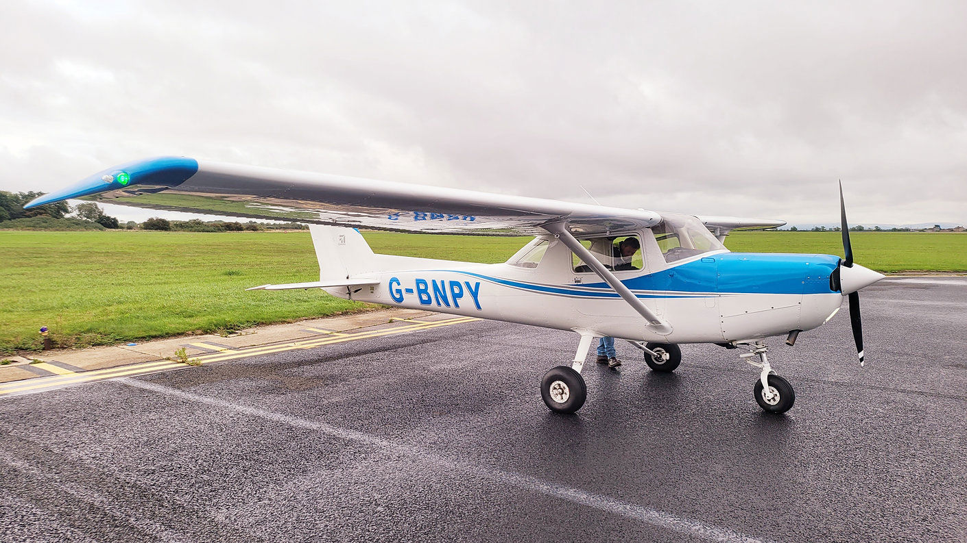 1977 Cessna 152 - Exterior