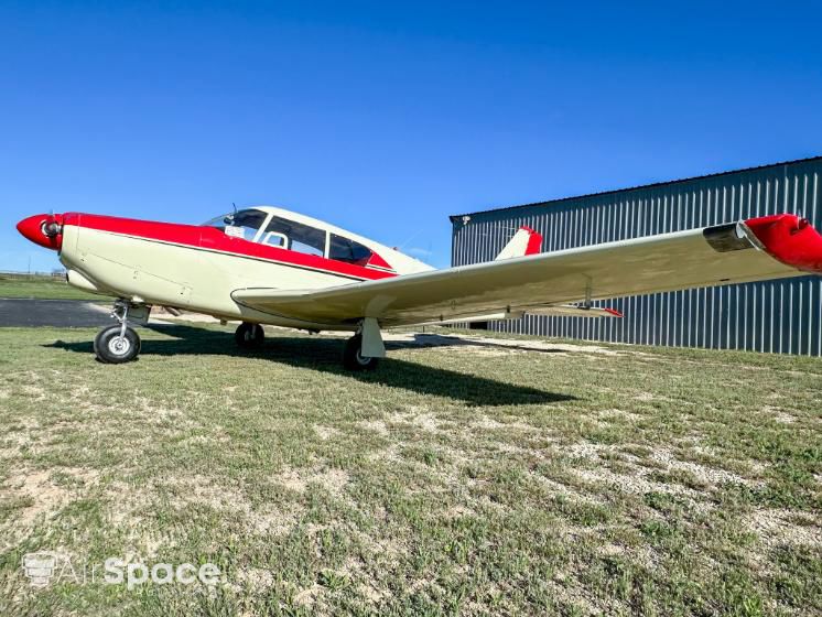 1960 Piper PA-24-180 Comanche - Exterior